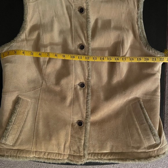Eddie Bauer Washable Suede Vest Faux Fur Lining XL - Picture 16 of 16